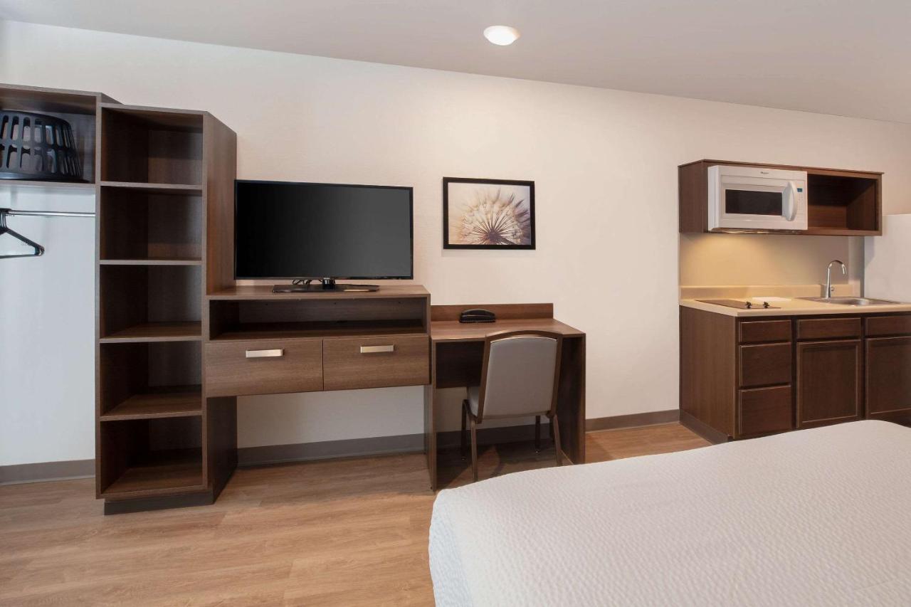 Woodsping Suites Washington Dc East Arena Drive Lake Arbor ภายนอก รูปภาพ