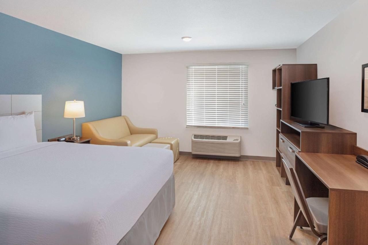 Woodsping Suites Washington Dc East Arena Drive Lake Arbor ภายนอก รูปภาพ